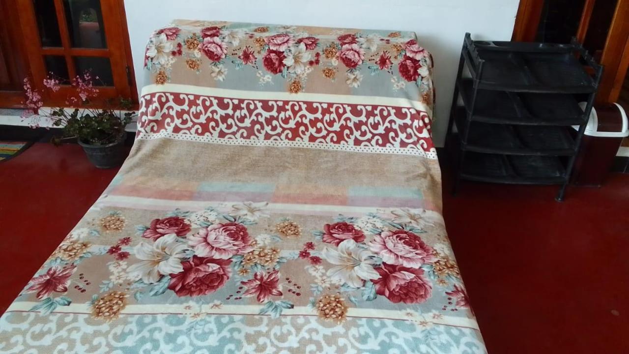 Secret Nest Homestay Ела Екстериор снимка